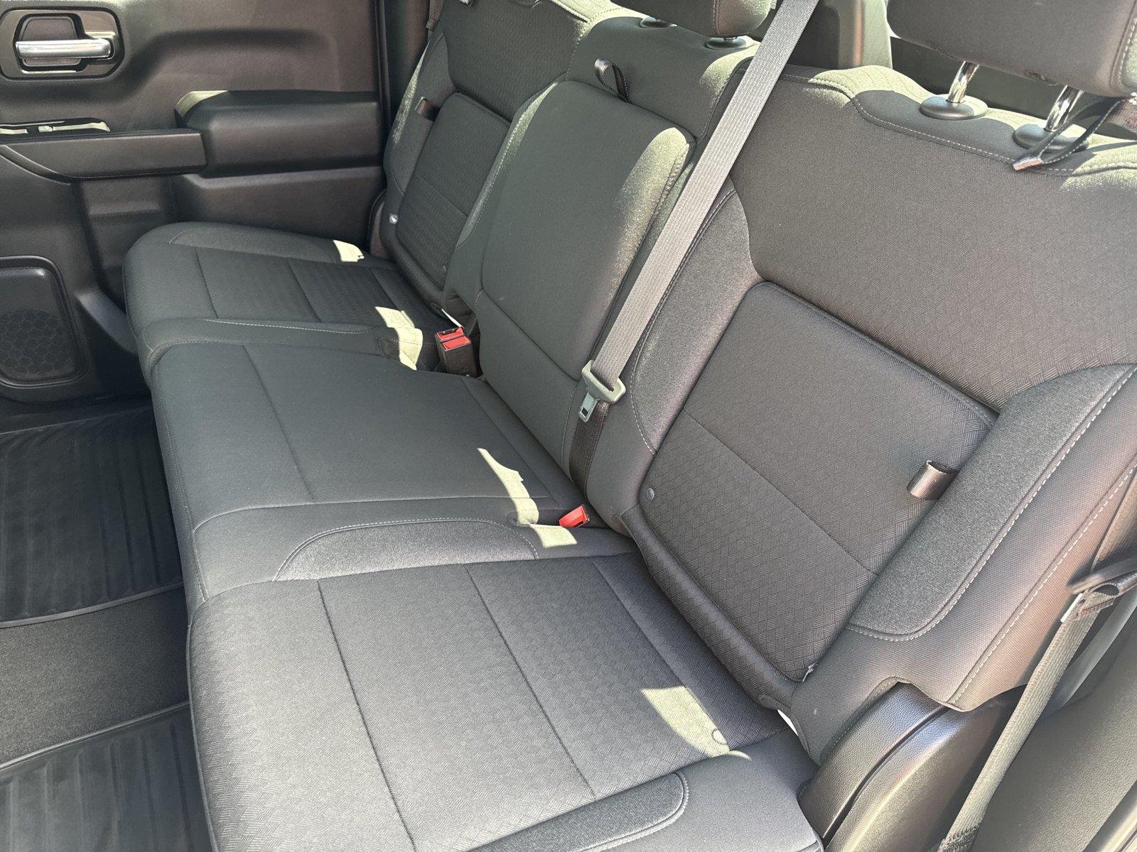 Used 2022 Summit White Chevrolet Custom image 31