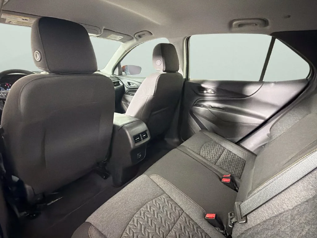 Used 2024 Radiant Red Tintcoat Chevrolet LT image 27