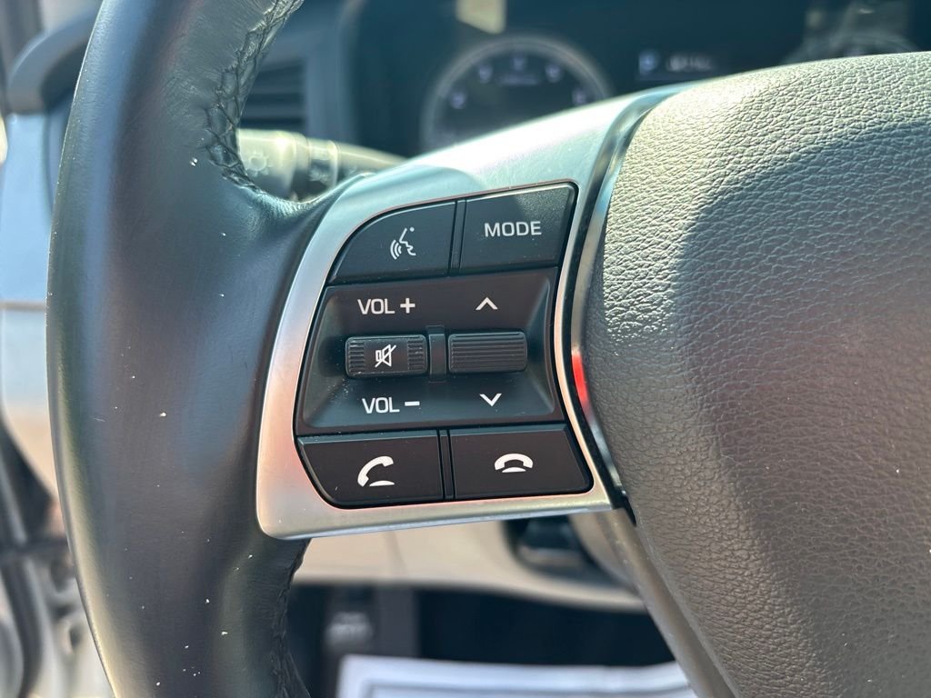 Used 2019 Silver Hyundai SEL image 20