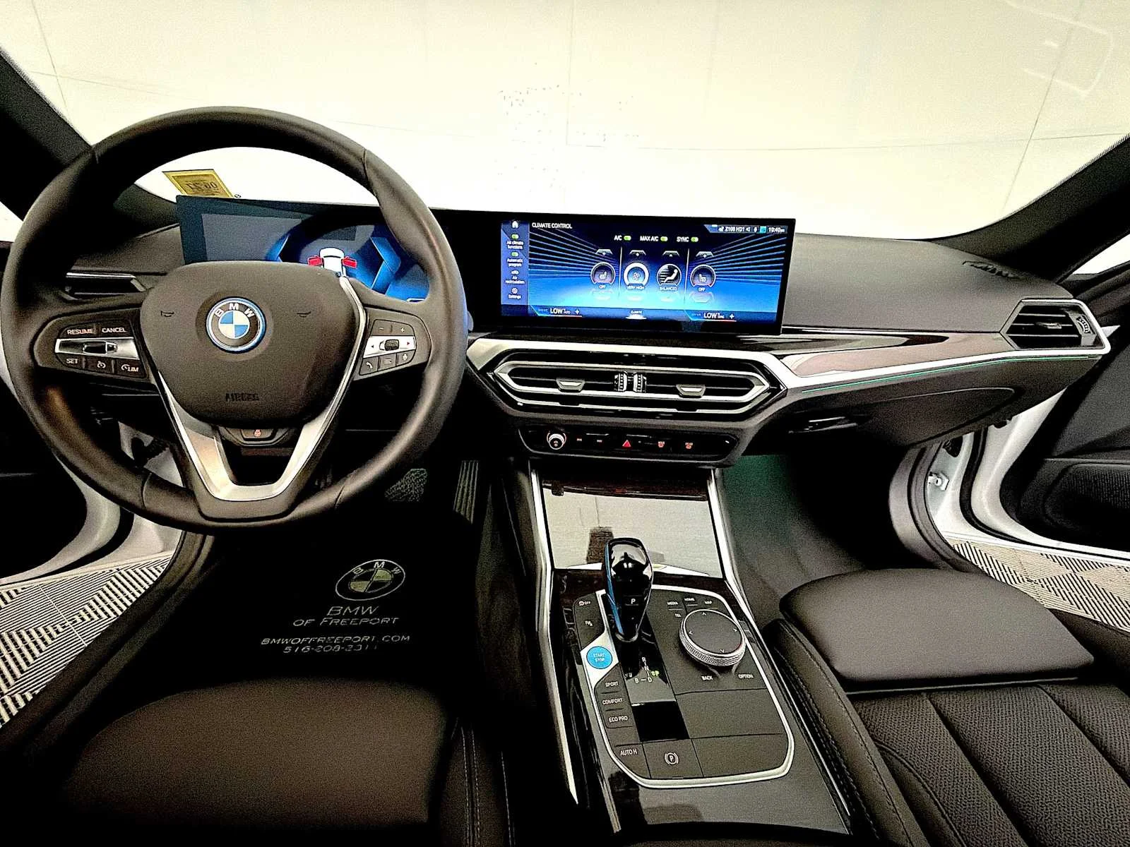 2023 BMW i4 40 - Photo 17