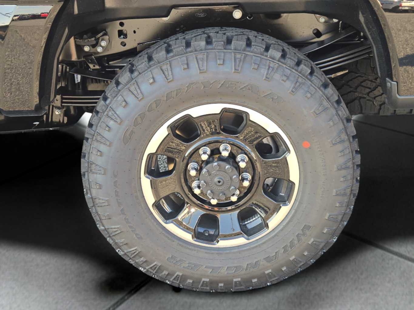 New 2026 Agate Black Metallic Ford F-250® Lariat® image 12