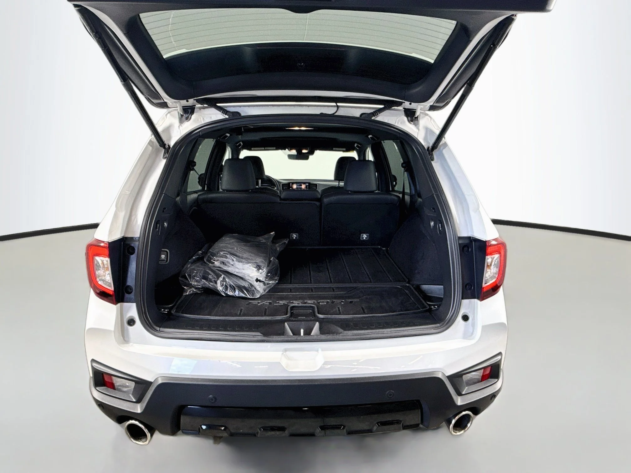Used 2025  Honda Black Edition image 25