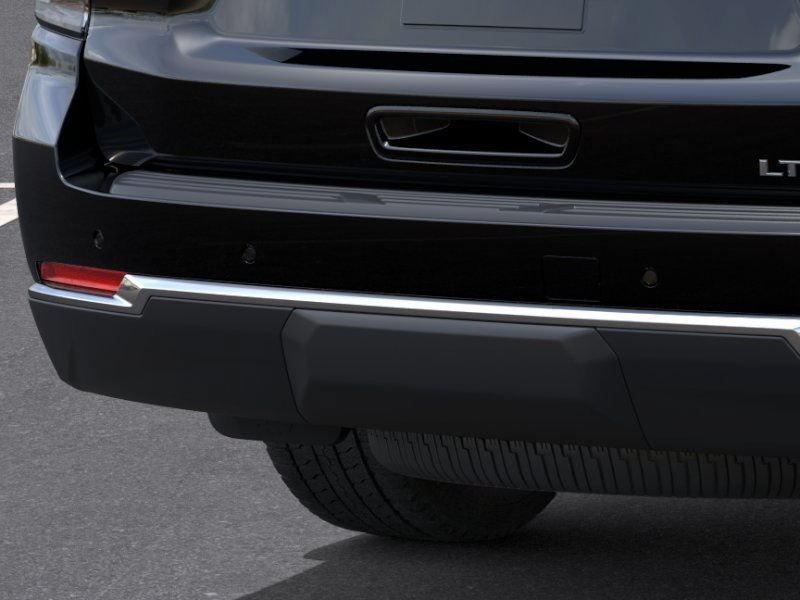 2026 Chevrolet Suburban LT - Photo 14