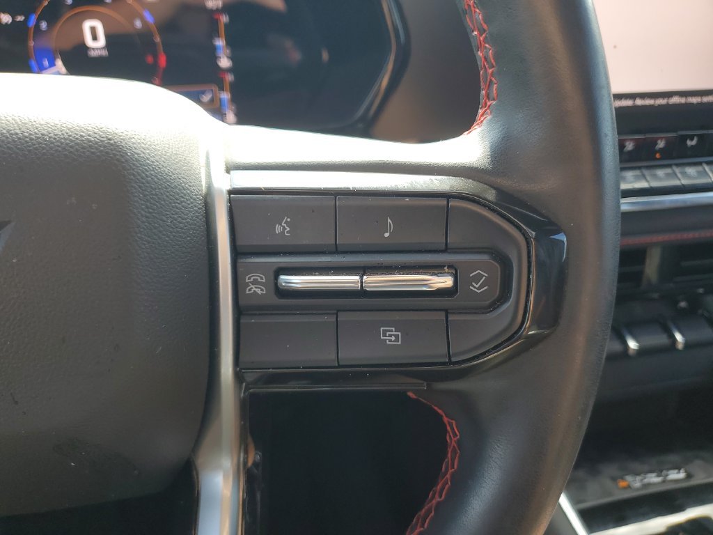 Used 2023 Black Chevrolet Z71 image 22