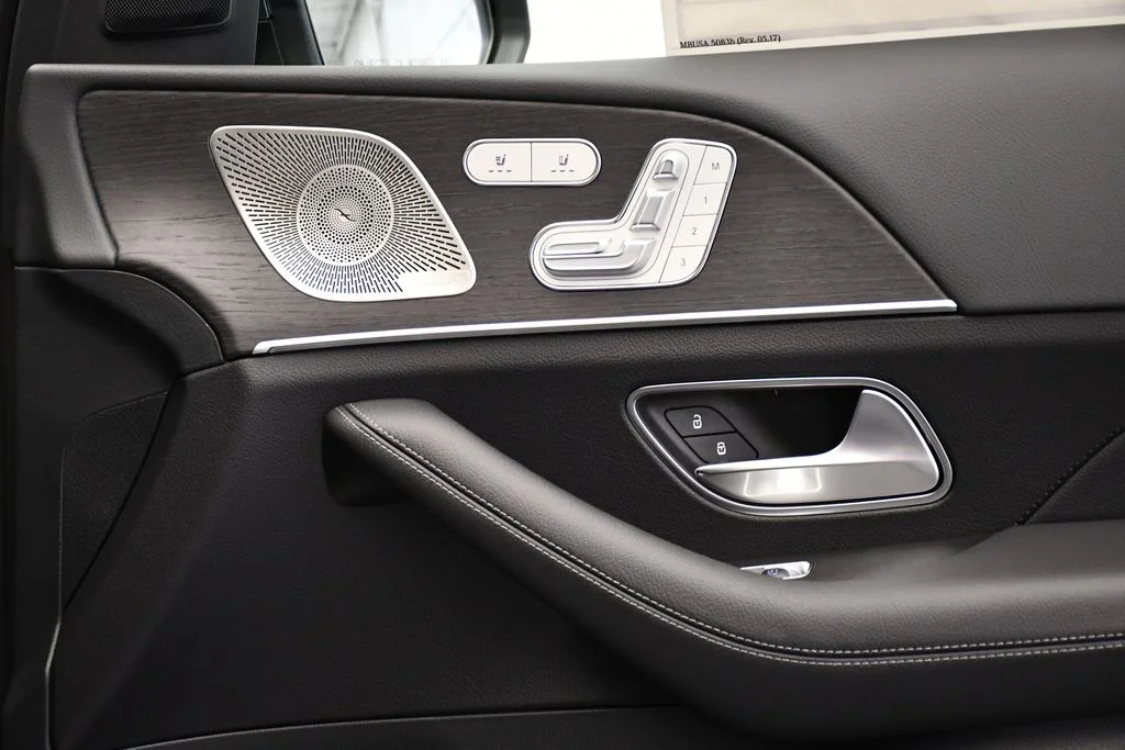 2026 Mercedes-Benz GLS Base - Photo 50