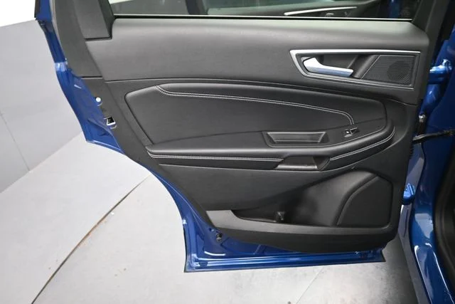 Certified Used 2024 Atlas Blue Metallic Ford Titanium image 23