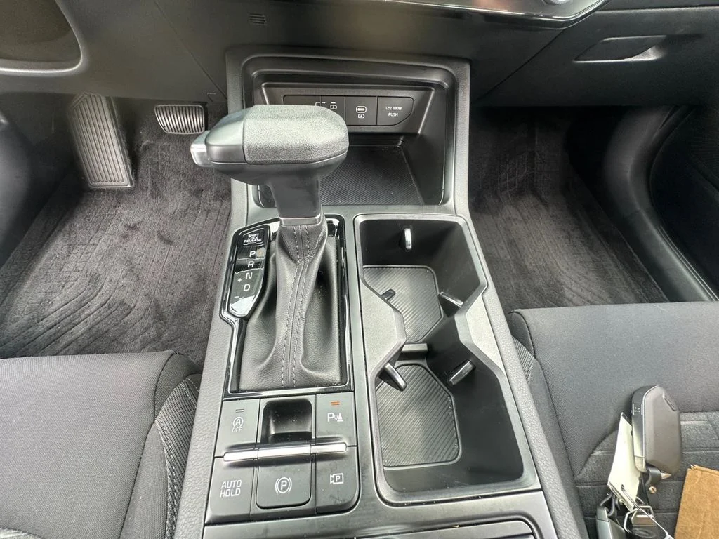 Used 2025 Gray Kia LXS image 30