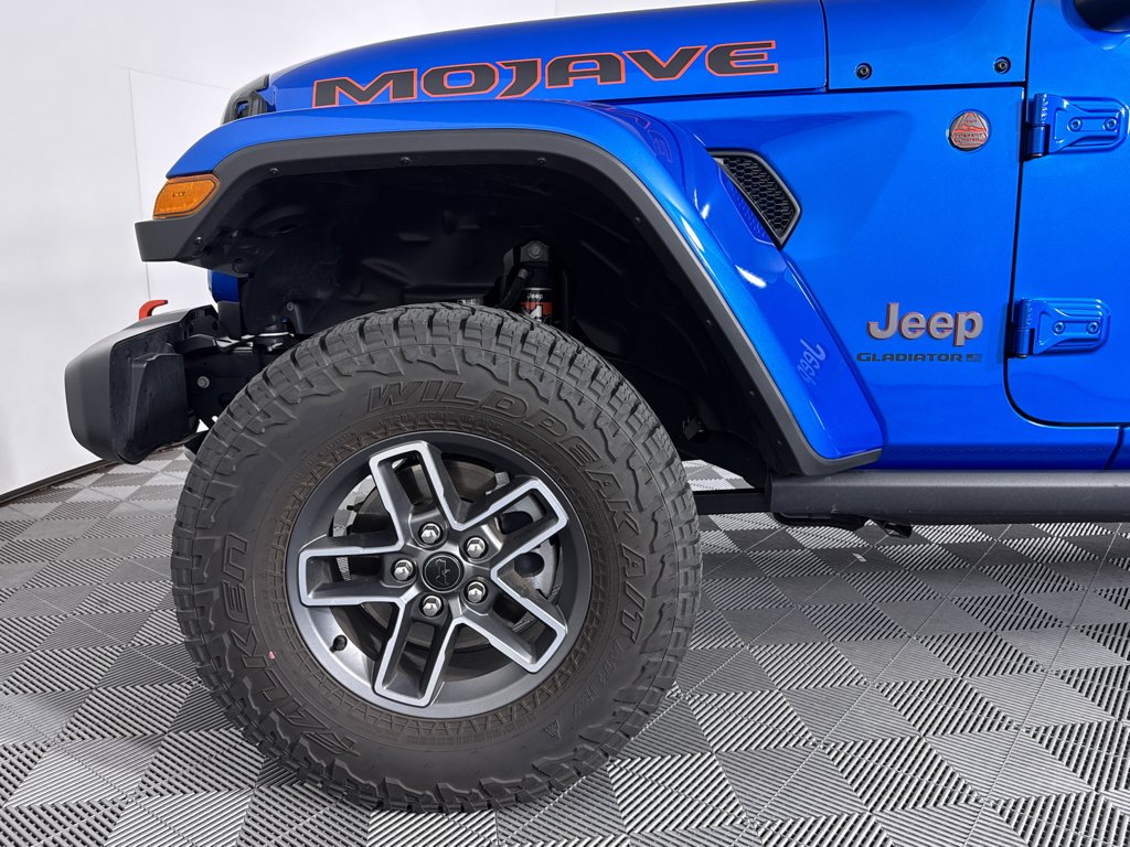 Used 2025 Hydro Blue Pearlcoat Jeep Mojave image 20