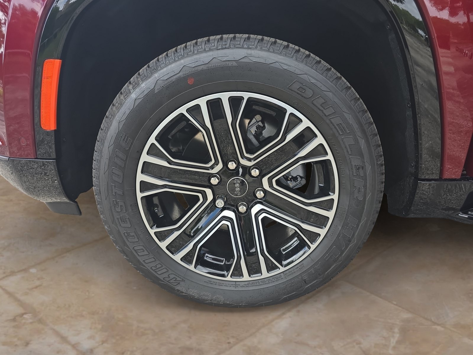 New 2026 Velvet Red Pearlcoat Jeep  image 31