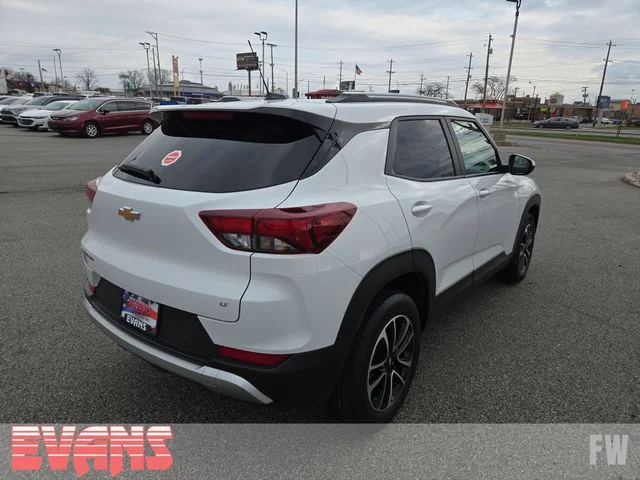 Used 2024 White Chevrolet LT image 28