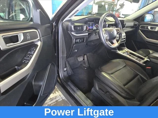 Used 2023 Black Ford XLT image 18