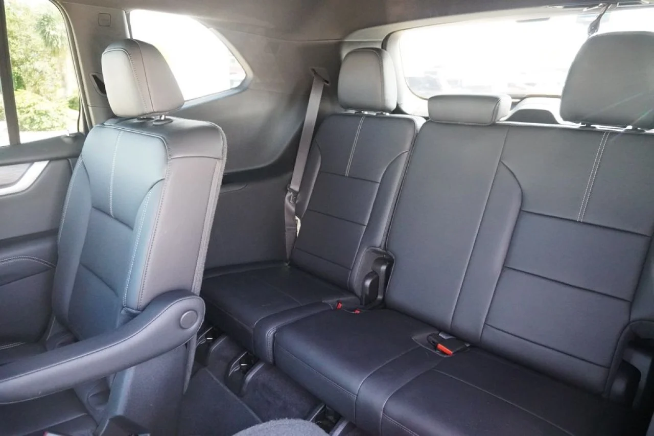 2026 GMC Acadia Elevation - Photo 24