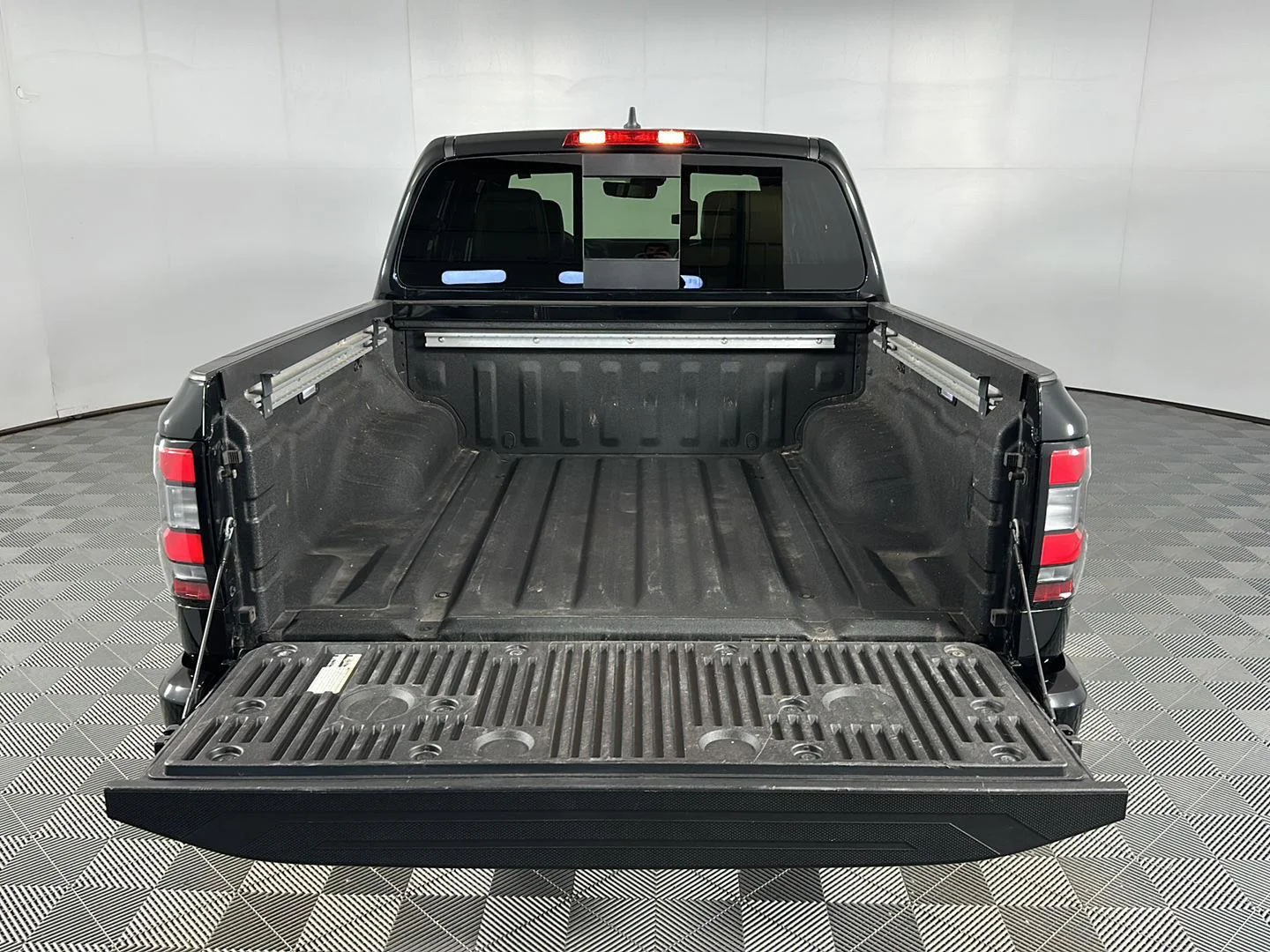 Used 2023 Super Black Nissan PRO-4X image 12