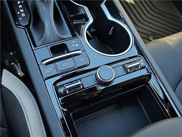 New 2026 Wolf Gray KIA GT-Line Front-Wheel Drive image 13