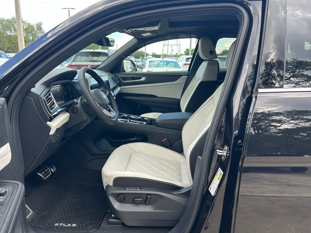 New 2026 Black Volkswagen SEL Premium R-Line image 15