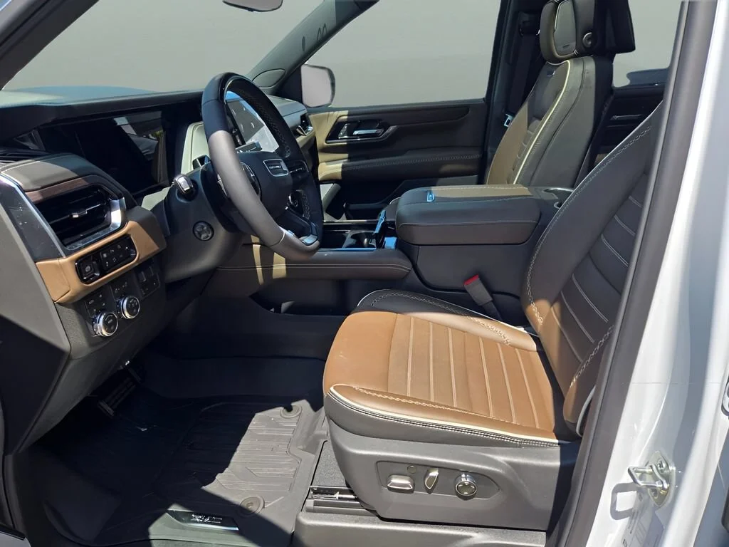 2026 GMC Yukon XL Denali Ultimate - Photo 19