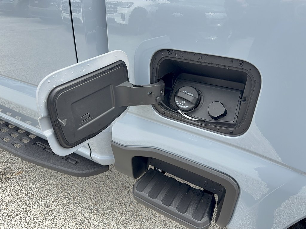 New 2026 Glacier Gray Metallic Tri-Coat Ford F-250® Lariat® image 27