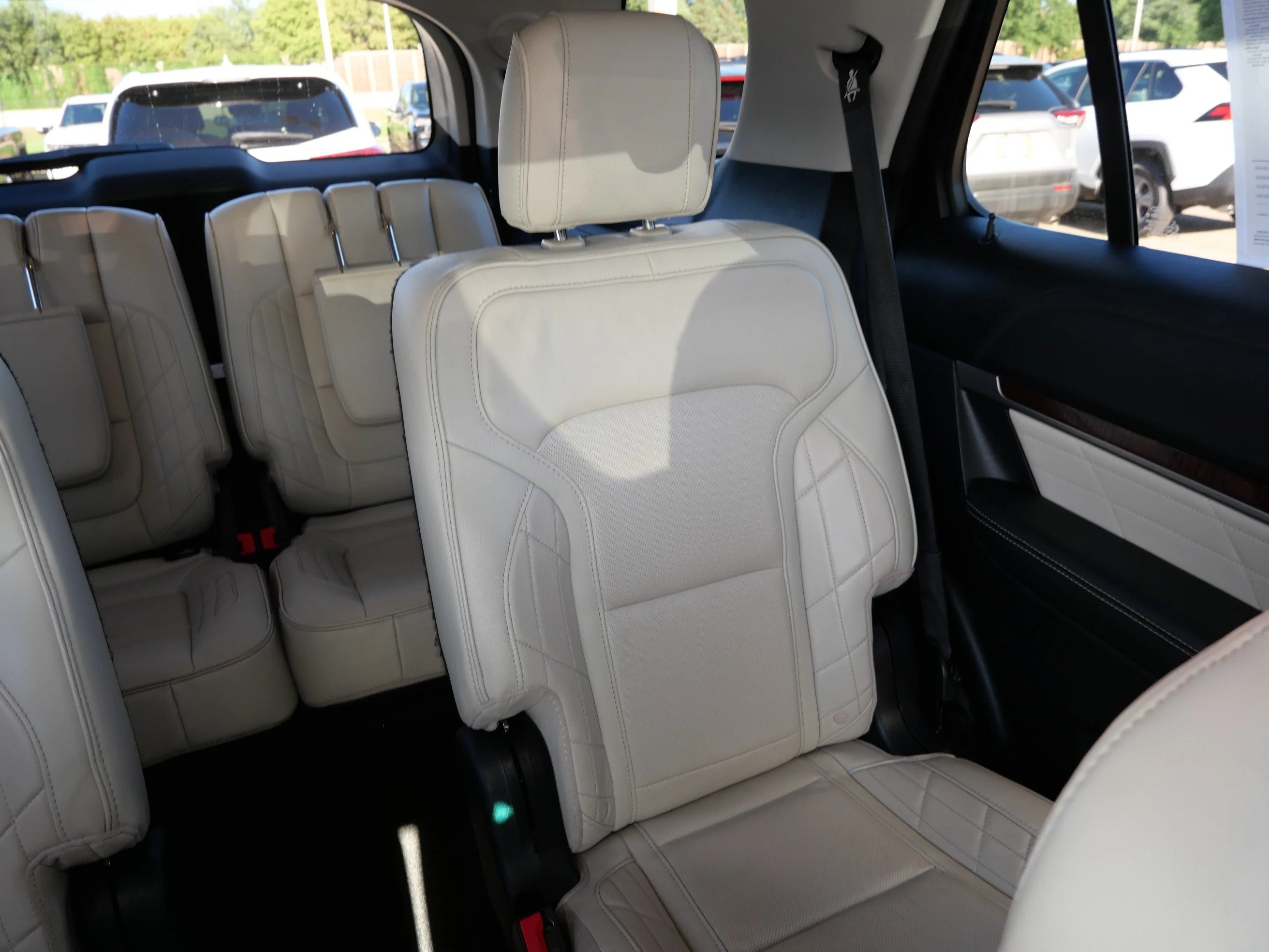Certified Used 2017 Ingot Silver Ford Platinum image 14