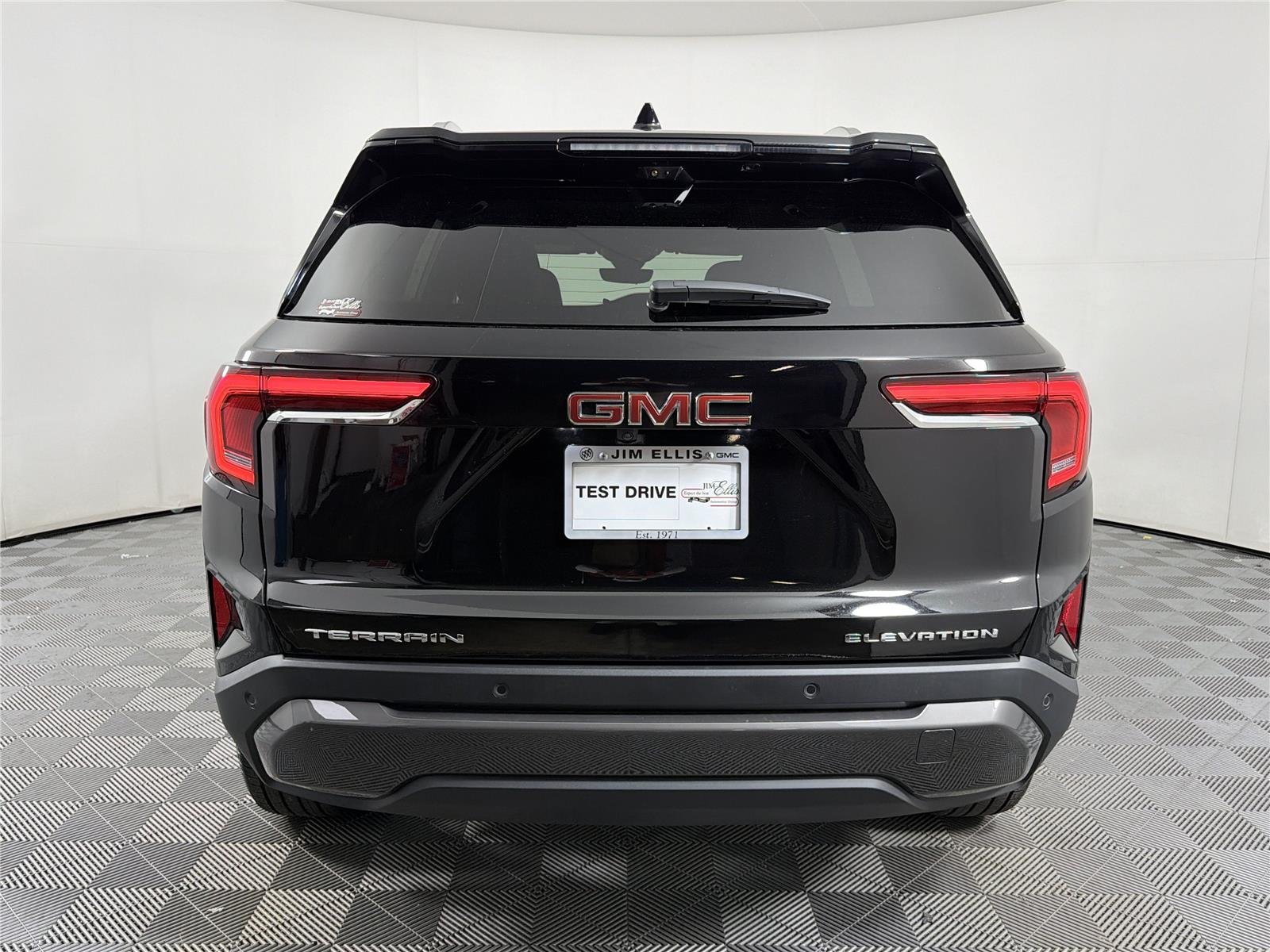 New 2027 Ebony Twilight Metallic GMC Elevation image 5
