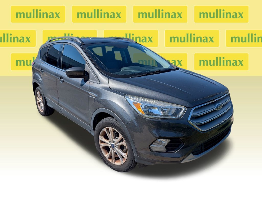Used 2018 Gray Ford SE image 1