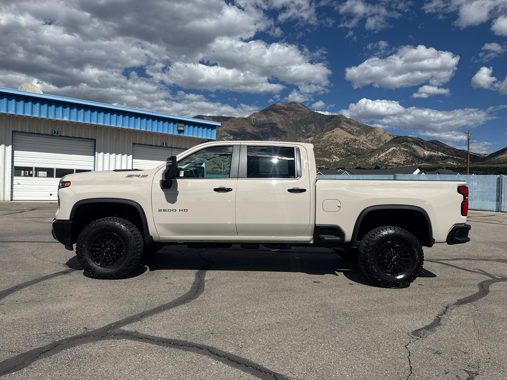 New 2026 White Sands Chevrolet ZR2 image 2