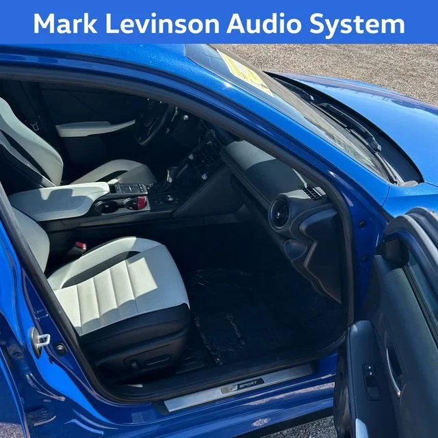 Used 2023  Lexus 350 F SPORT image 3