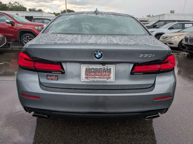 Used 2021 Bluestone Metallic BMW 530i image 4