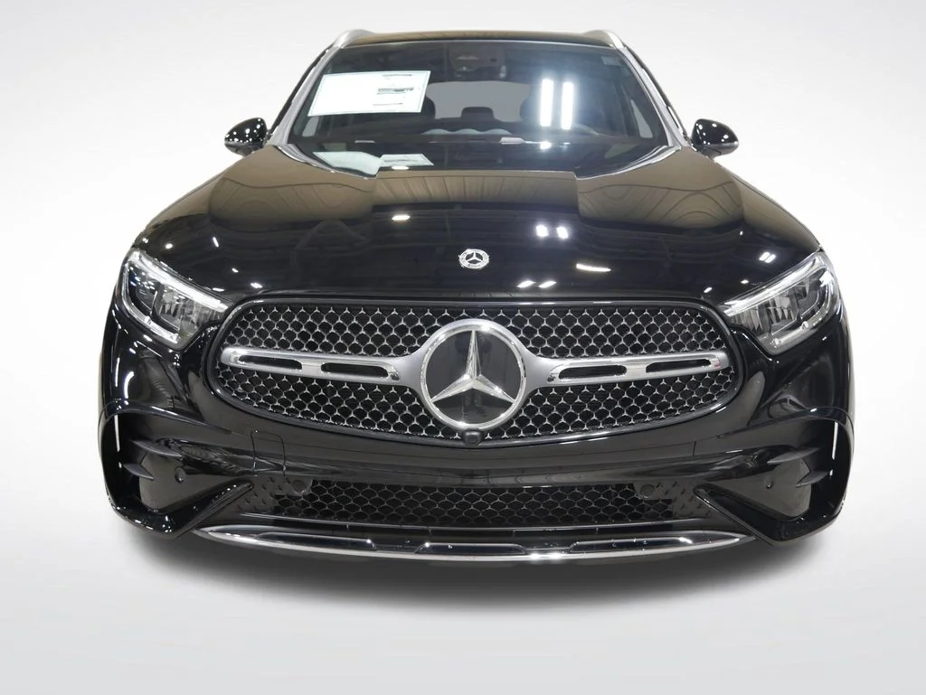 New 2026 Black Mercedes-Benz GLC 300 image 7