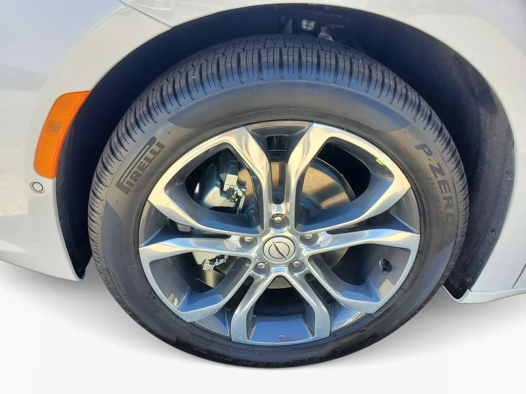 New 2026 Bright White Clear-Coat Exterior Paint Chrysler Pinnacle image 11