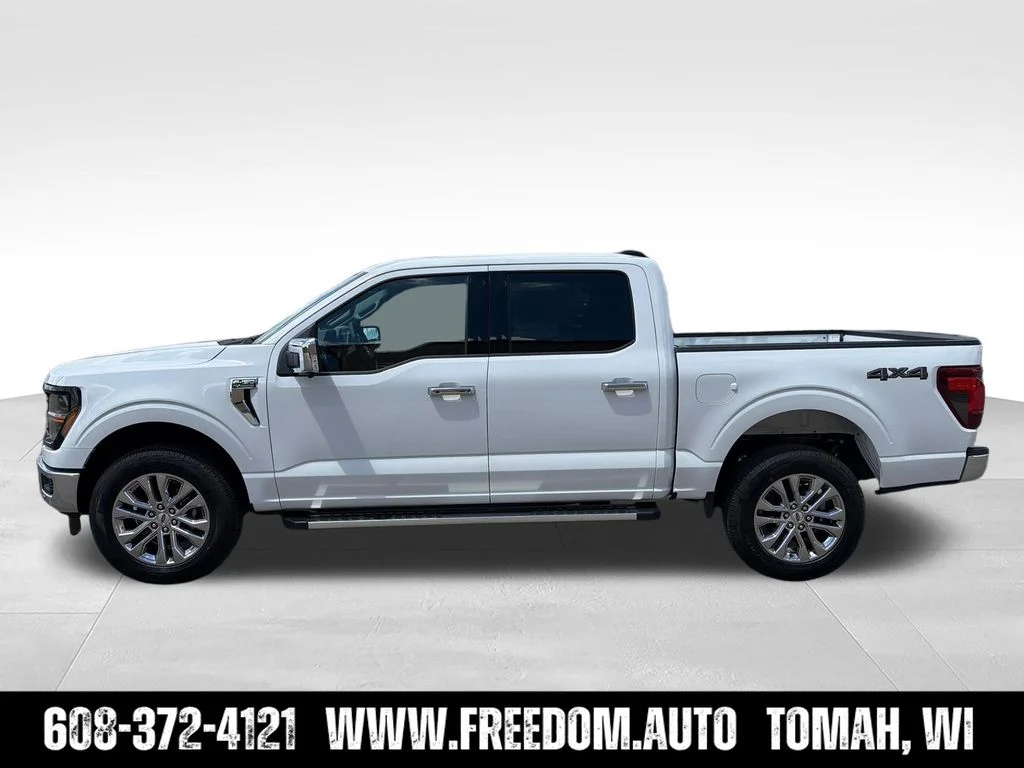 New 2026 White Ford XLT image 2