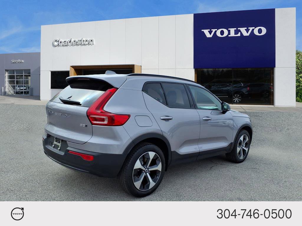 New 2026 Aurora Silver Volvo Core image 3