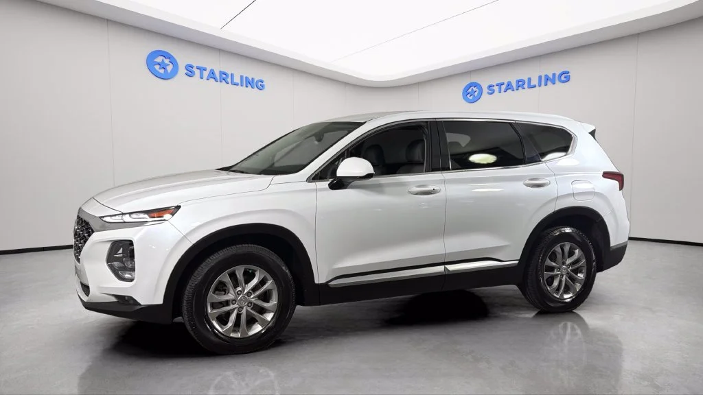 Used 2019  Hyundai SEL image 2