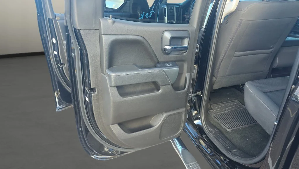 Used 2016 Black Chevrolet LT image 14
