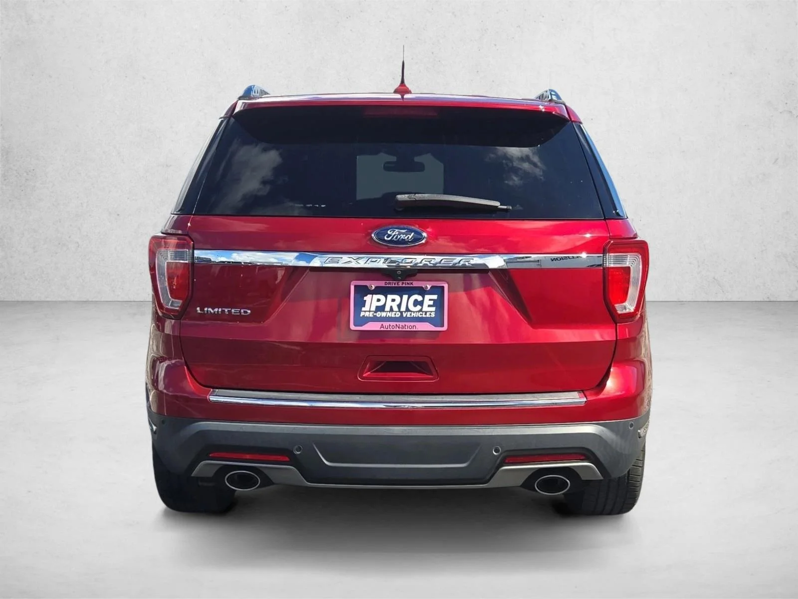 Used 2018 Ruby Red Metallic Tinted Clearcoat Ford Limited image 7