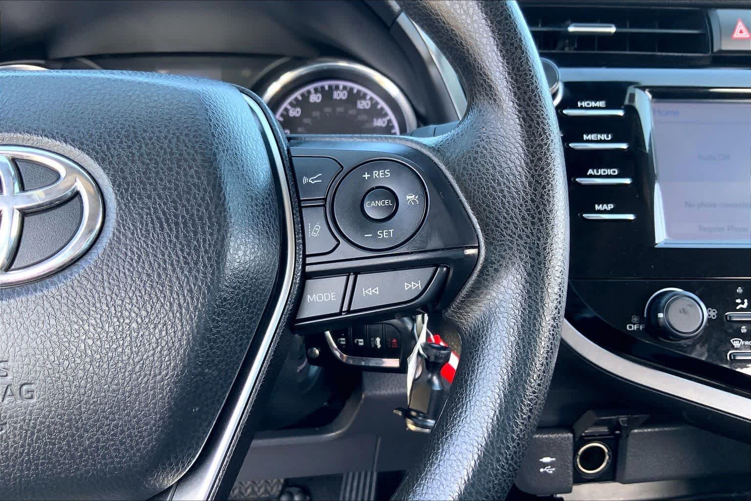Used 2019 Brownstone Toyota LE image 24