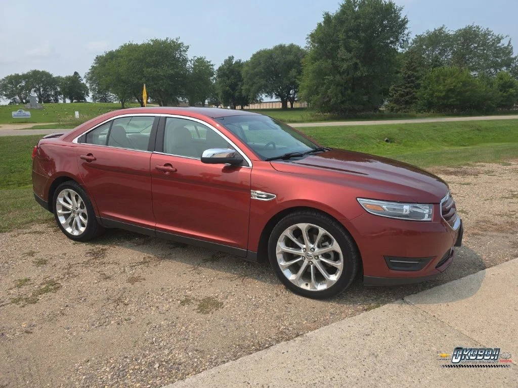 Used 2014 Ford Taurus Limited with VIN 1FAHP2F82EG117543 for sale in Spirit Lake, IA