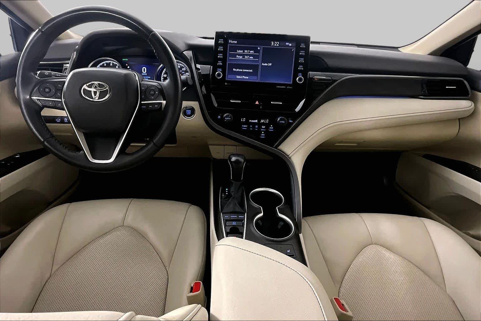 Used 2023 Wind Chill Pearl Toyota XLE image 14