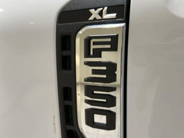 New 2026 Oxford White Ford F-350® XL image 53
