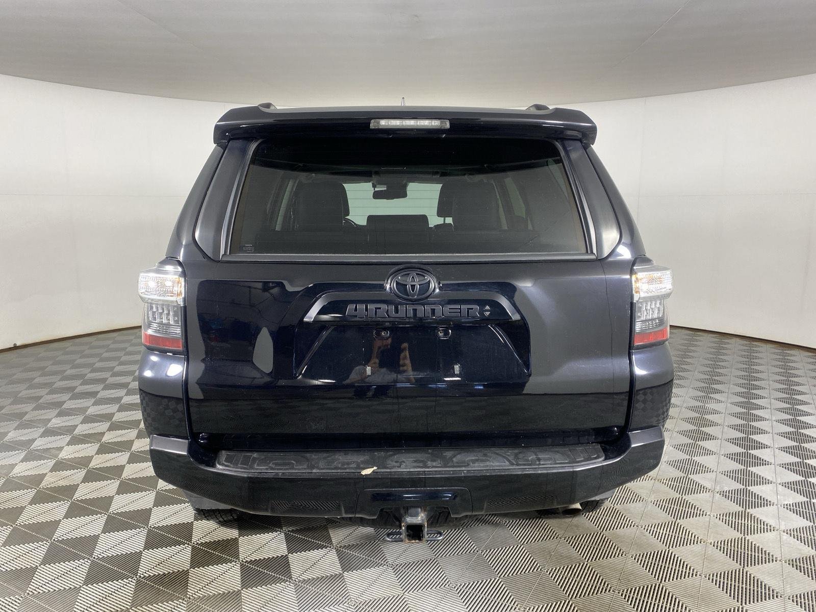 Used 2024 Midnight Black Metallic Toyota SR5 Premium image 9