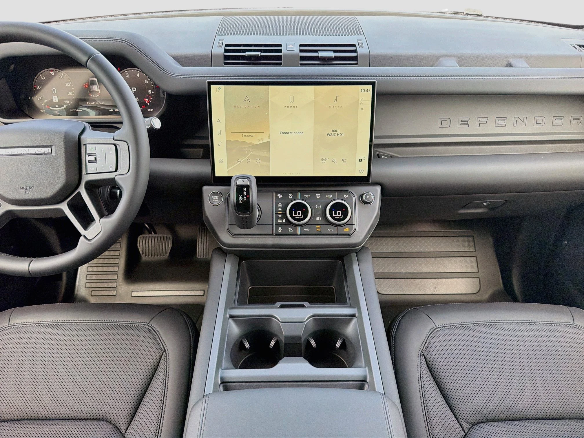 New 2026 Santorini Black Land Rover S image 19