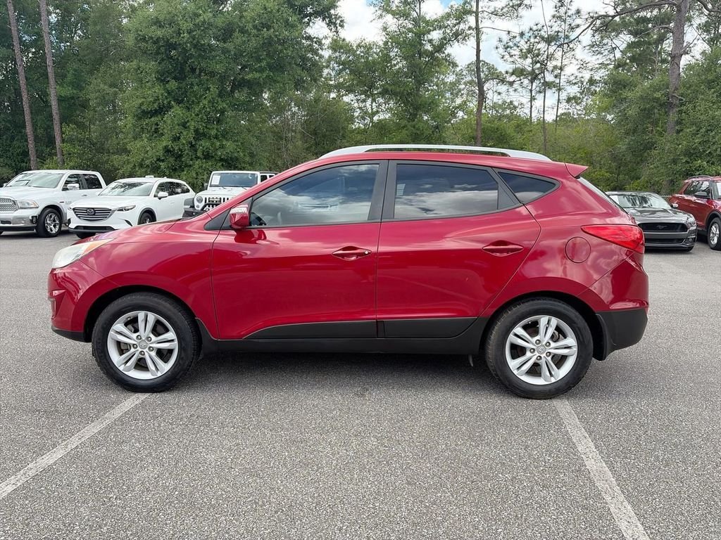 Used 2013 Red Hyundai GLS image 6