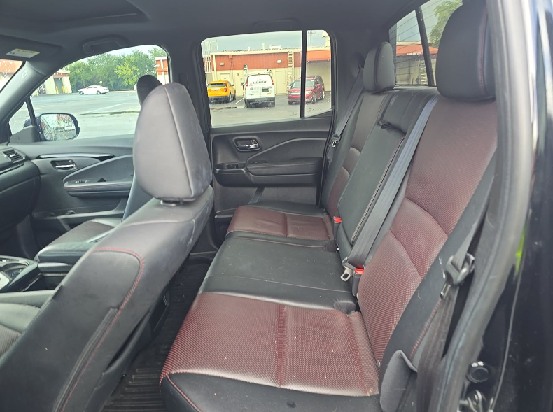 Used 2023 Black Honda Black Edition image 6
