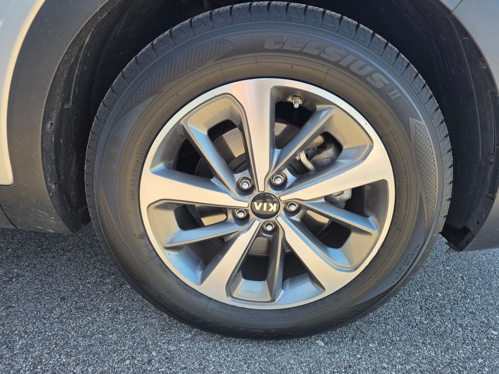 Used 2019 Silver Kia EX image 12