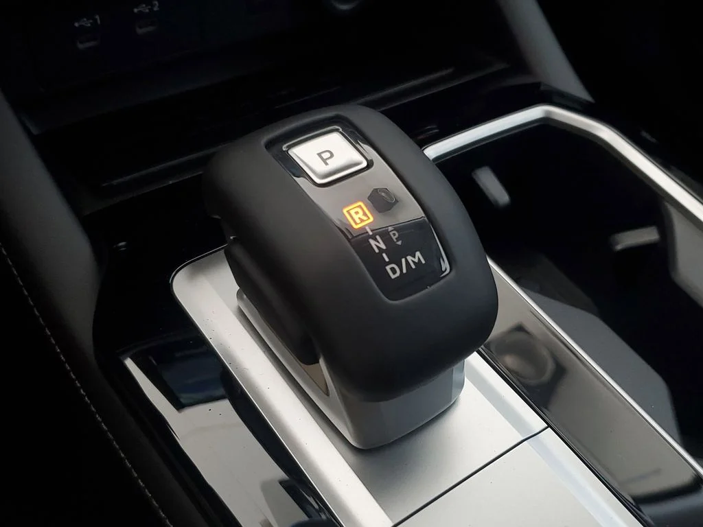 2026 Mitsubishi Outlander SE - Photo 32