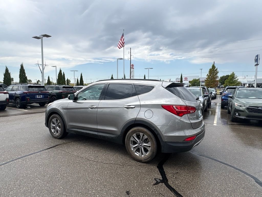 Used 2015 Gray Hyundai Base image 6