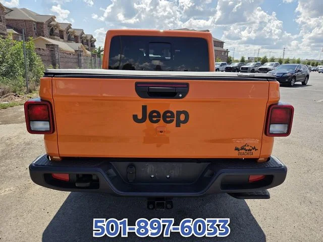 Used 2025 Orange Jeep High Tide image 6