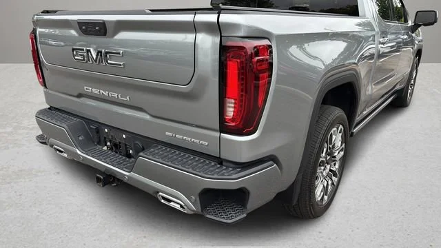 Used 2025 Sterling Metallic GMC Denali Ultimate image 36