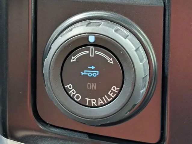 New 2026 Glacier Gray Metallic Tri-Coat Ford F-350® King Ranch® image 47