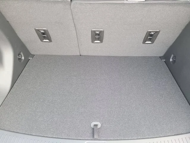 New 2027 Sterling Grey Metallic Chevrolet LT image 5
