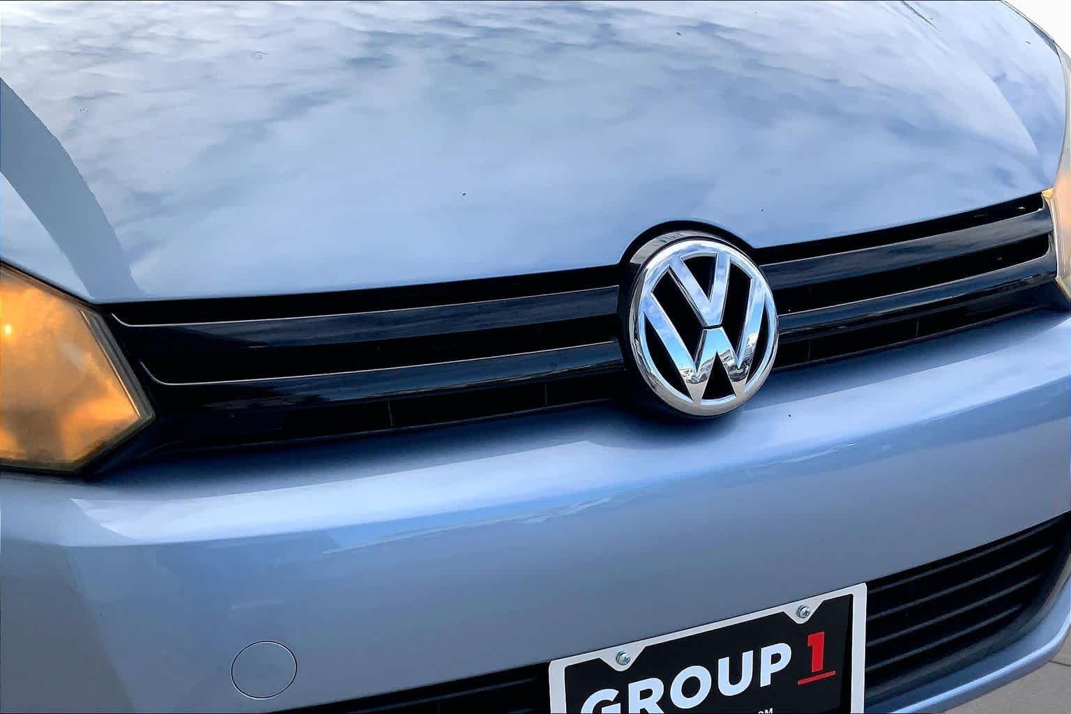 Used 2012 Black Volkswagen TDI image 28